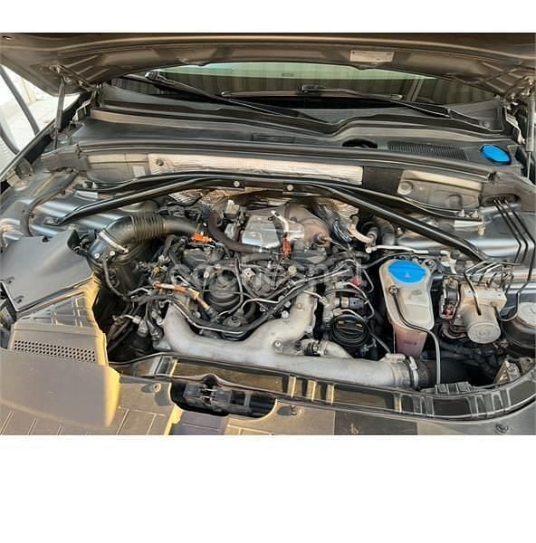 Usado Audi Q5 240 CV (176 kW) 2011 Gris / plata SUV