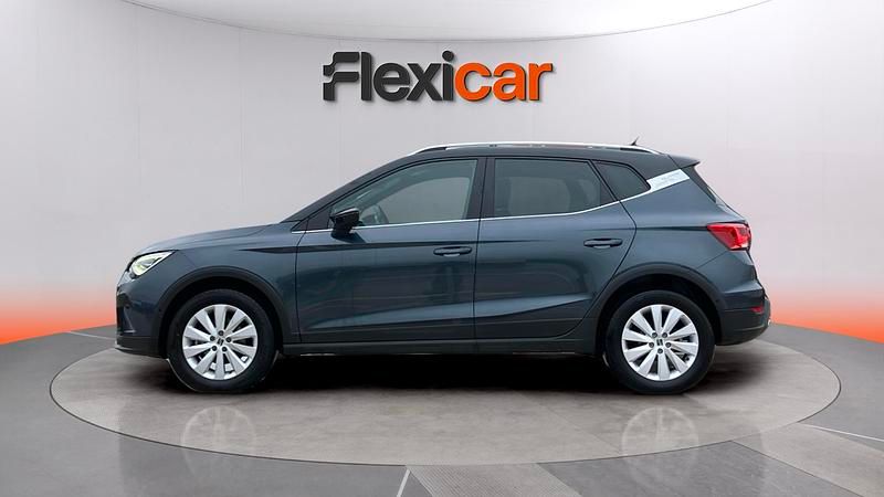 Usado Seat Arona FR 110 CV (80 kW) 2022 Gris SUV