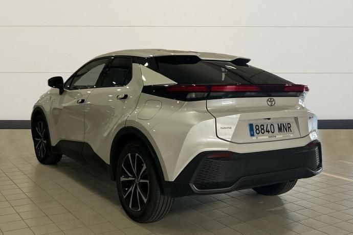 Usado Toyota C-HR Advance 141 CV (103 kW) 2024 Blanco SUV