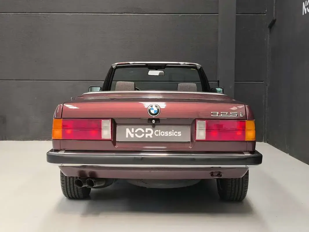 Usado BMW 325 Cabriolet Sport Line 170 CV (125 kW) 1987 Burdeos Descapotable