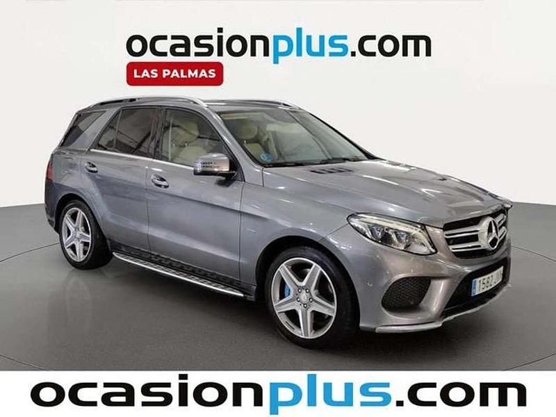 Usado Mercedes GLE500 449 CV (330 kW) 2016 Gris SUV