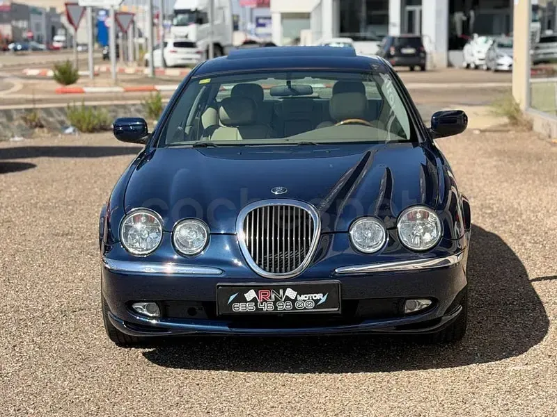 Usado Jaguar S-Type Executive 238 CV (175 kW) 2000 Azul Berlina