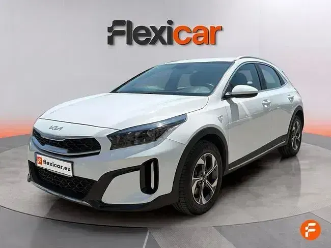 Usado Kia XCeed 120 CV (88 kW) 2023 Blanco SUV