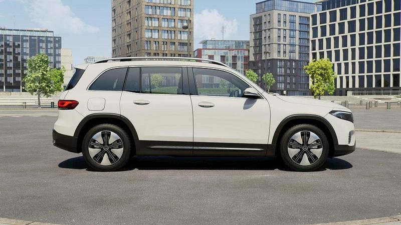 Usado Mercedes EQB250 Electric Art 139 kW (190 CV) 2023 Blanco polar  pintura unicolor SUV