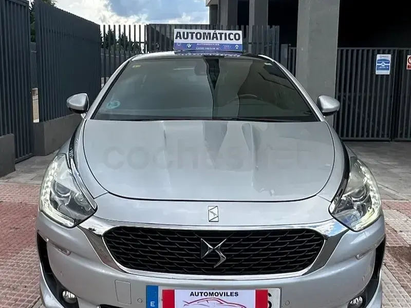 Usado DS Automobiles DS5 Style 120 CV (88 kW) 2016 Gris / plata Utilitario