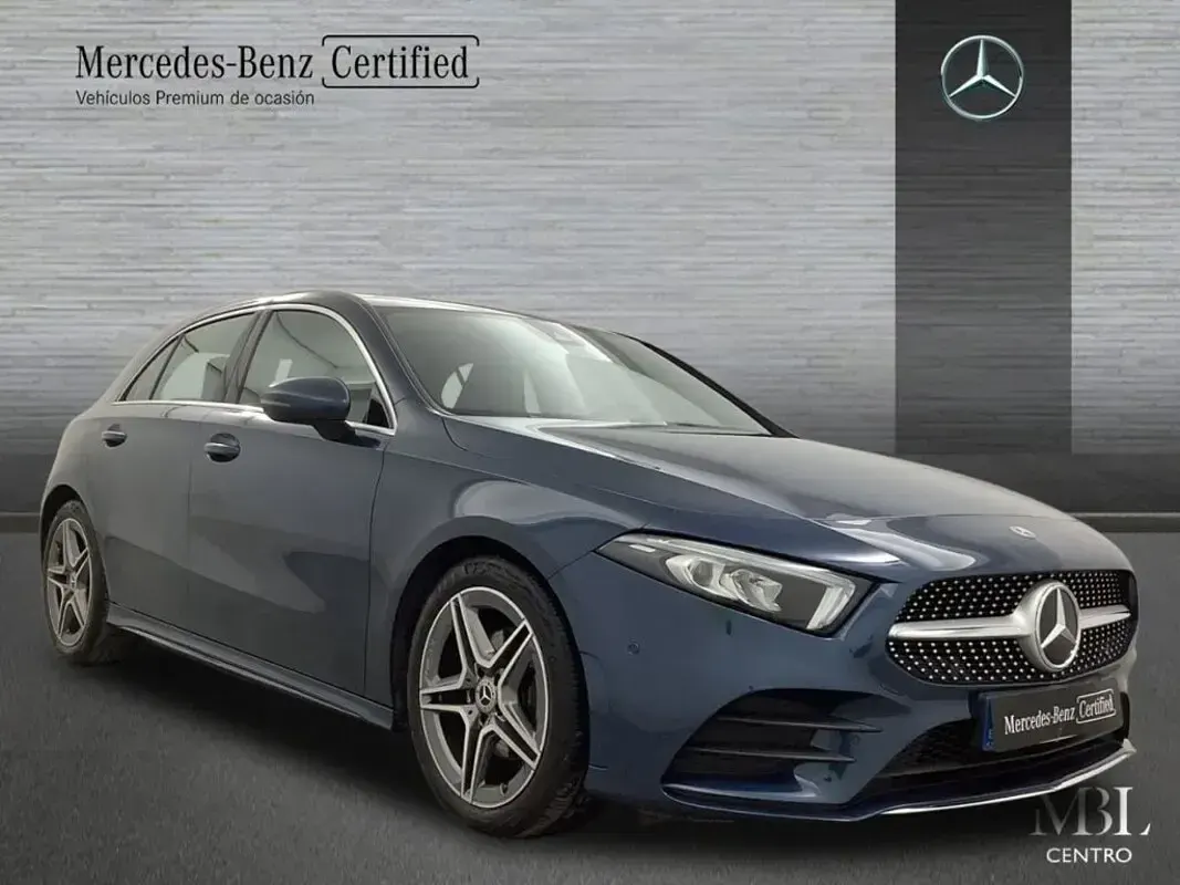 Usado Mercedes A180 Progressive 116 CV (85 kW) 2021 Azul denim metalizado
