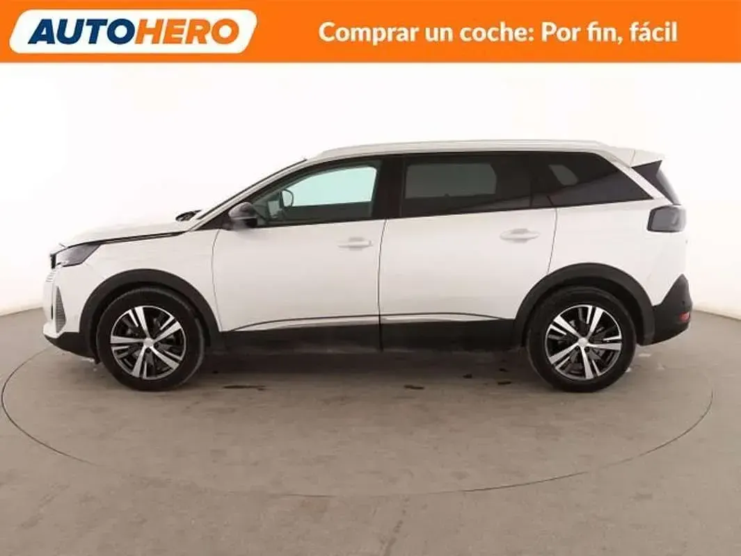 Usado Peugeot 5008 Allure 129 CV (94 kW) 2022 Blanco SUV
