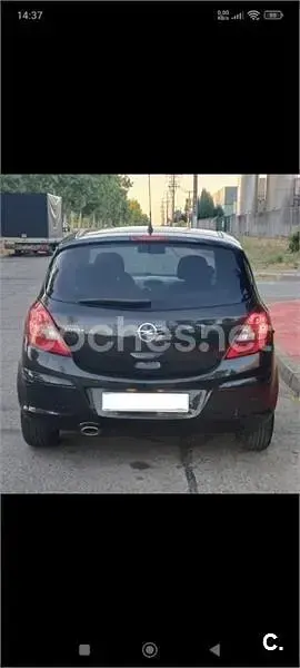Usado Opel Corsa Color Edition 100 CV (73 kW) 2012 Negro Utilitario