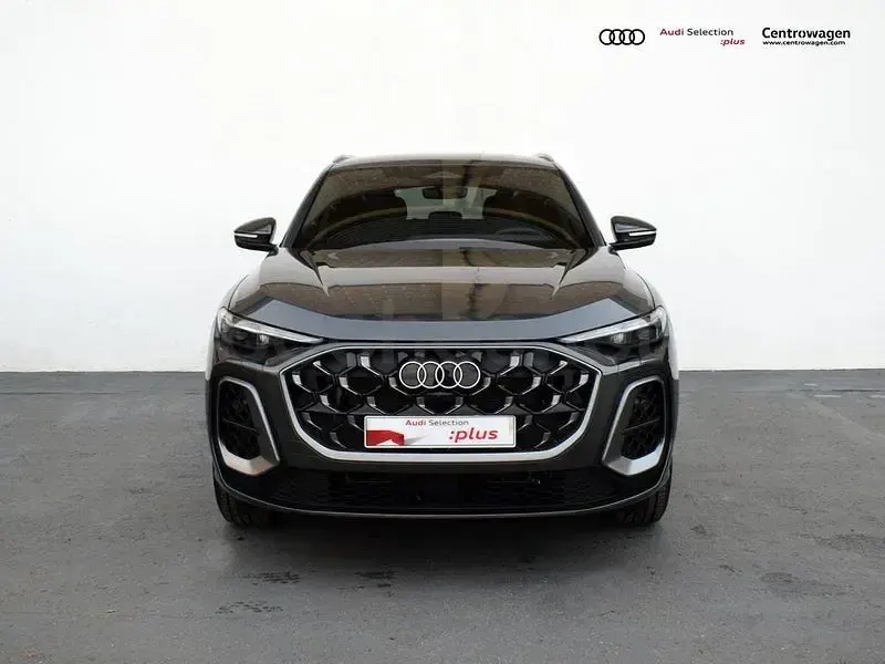 Begagnad Audi Q5 S-Line 204 HK (150 kW) 2025 Grå SUV