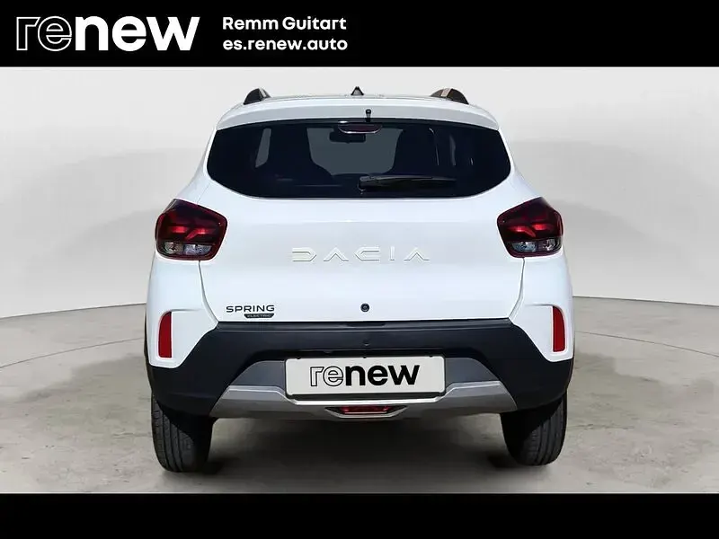 Usado Dacia Spring Expression 33 kW (45 CV) 2023 Blanco Utilitario