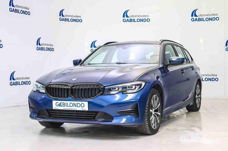 Azul Usado 2020 BMW 318 Familiar | 23.900 € (Caro) - Imagen 1/4