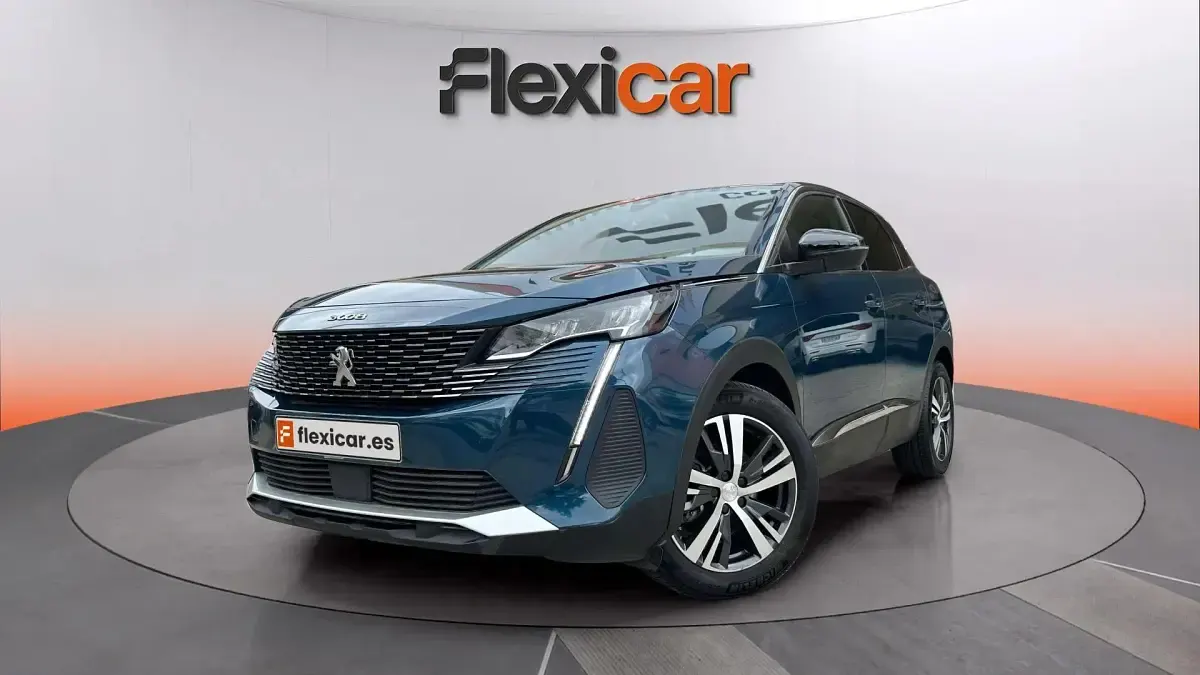 Usado Peugeot 3008 Allure 131 CV (96 kW) 2024 Azul SUV