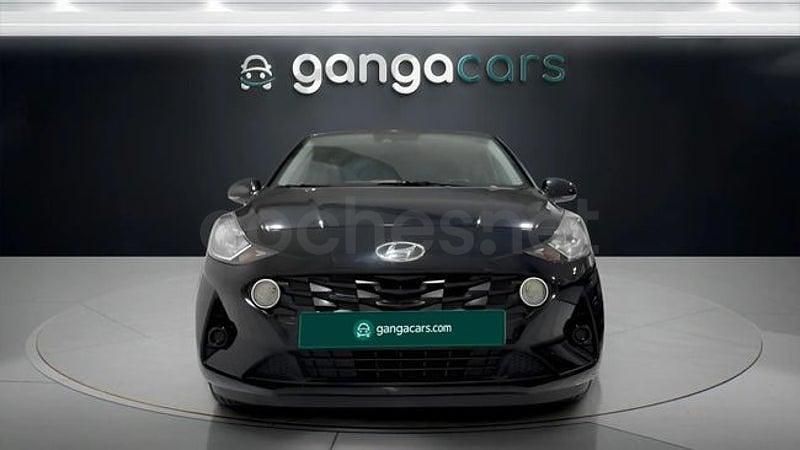 Usado Hyundai i10 67 CV (49 kW) 2023 Negro Utilitario