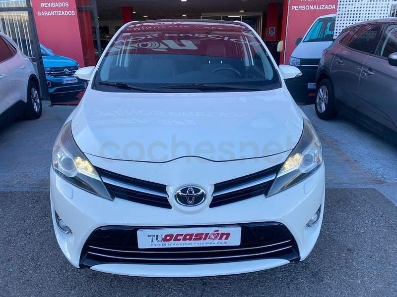Usado Toyota Verso Advance 124 CV (91 kW) 2013 Blanco Monovolumen