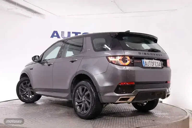 Usado Land Rover Discovery SE Dynamic 150 CV (110 kW) 2020 Gris SUV
