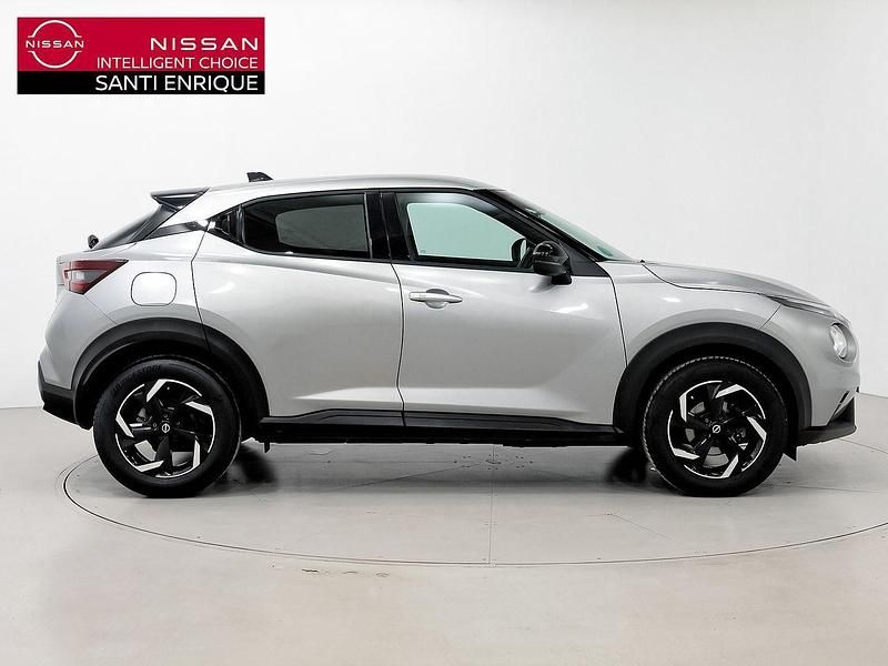 Usado Nissan Juke N-Connecta 114 CV (83 kW) 2024 Gris SUV