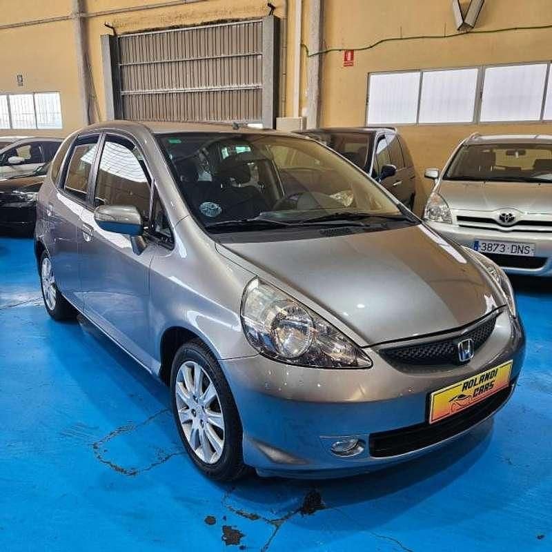 Usado Honda Jazz ES 83 CV (61 kW) 2004 Gris Utilitario