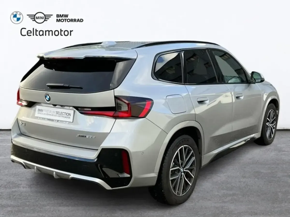 Usado BMW X1 Comfort Edition 163 CV (119 kW) 2025 Gris plata SUV