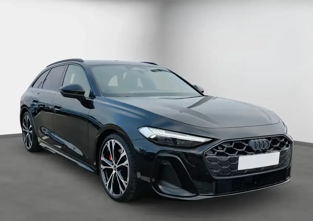 Usado Audi A5 Sport 367 HP (269 kW) 2025 Carrinha