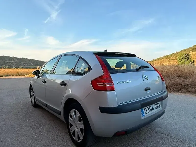 Usado Citroën C4 110 CV (80 kW) 2009 Gris / plata Berlina