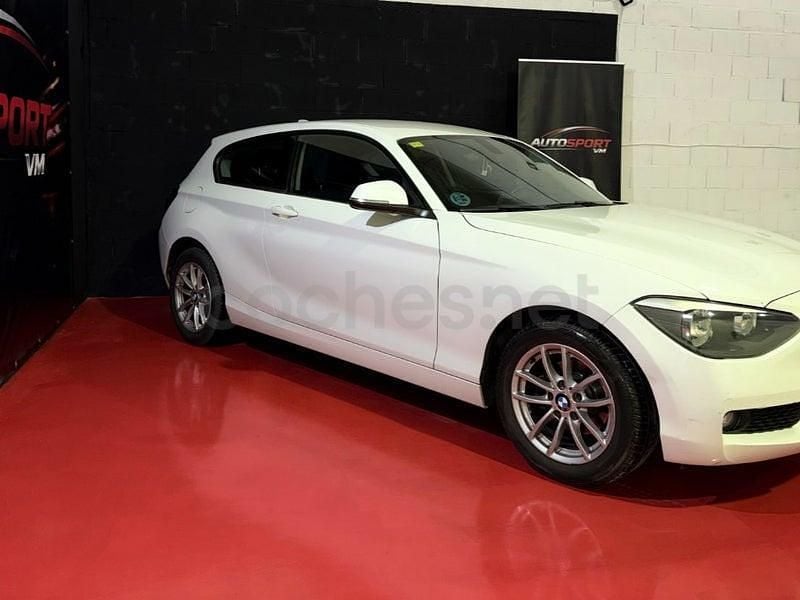 Usado BMW 114 102 CV (75 kW) 2013 Blanco Utilitario