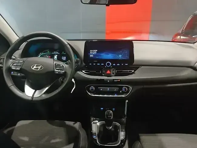 Brugt Hyundai i30 100 HK (73 kW) 2024 Rød Hatchback