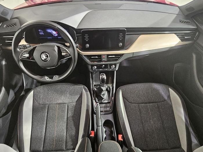 Usado Skoda Scala Style 110 CV (80 kW) 2022 Rojo Utilitario