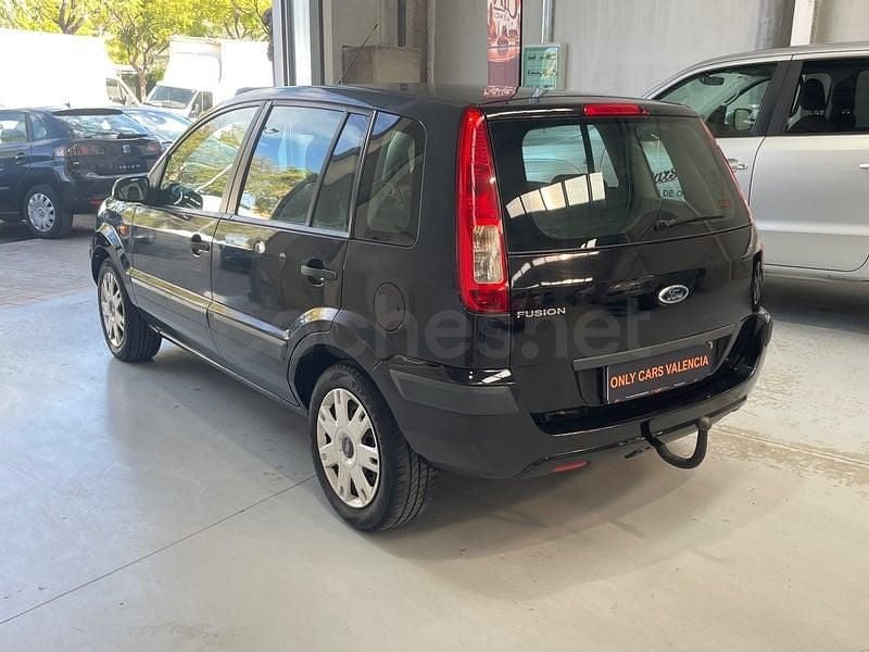 Usado Ford Fusion Ambiente 80 CV (58 kW) 2008 Negro Utilitario