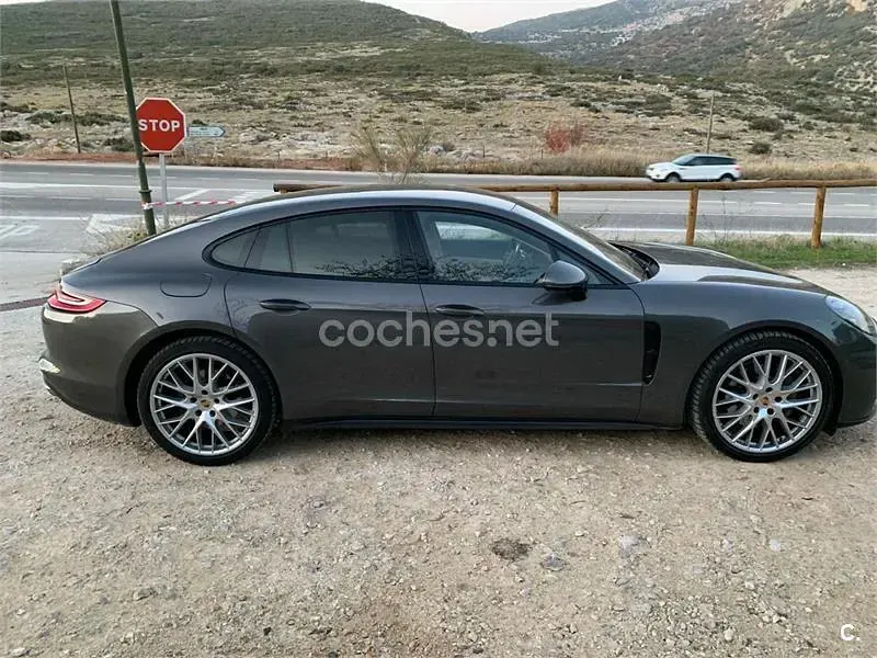 Usado Porsche Panamera 4S 422 CV (310 kW) 2016 Gris / plata Berlina