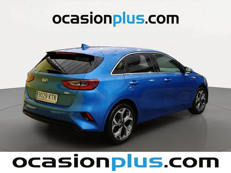 Usado Kia Ceed 136 CV (100 kW) 2019 Azul Utilitario