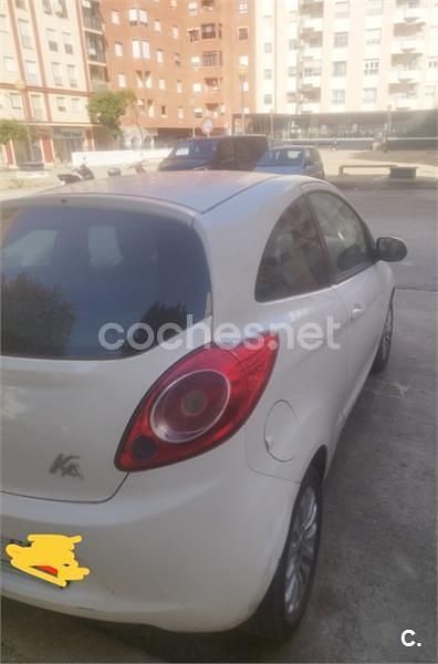 Używany Ford Ka Titanium 69 KM (50 kW) 2009 Biały Hatchback