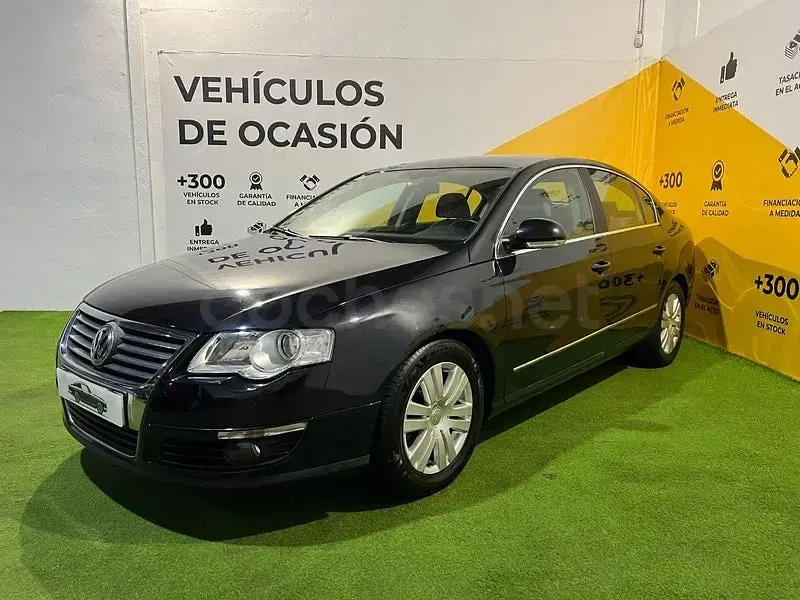 Usado VW Passat Highline 140 CV (102 kW) 2007 Negro Berlina