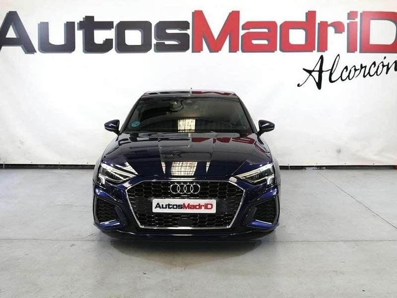 Usado Audi A3 S-Line 150 CV (110 kW) 2023 Azul Berlina