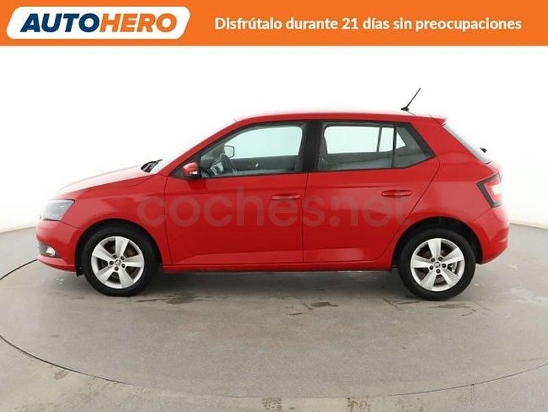Usado Skoda Fabia Ambition 95 CV (69 kW) 2018 Rojo Utilitario