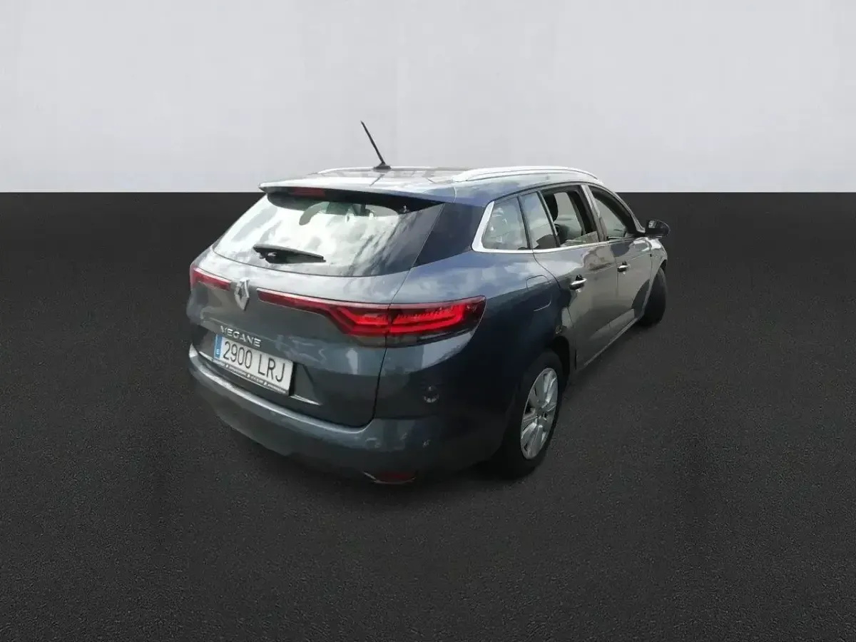 Usado Renault Mégane GrandTour Business 116 CV (85 kW) 2021 Gris Familiar