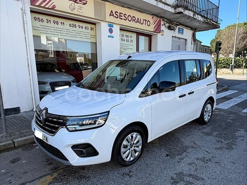 Blanco Usado 2022 Renault Kangoo Equilibre Familiar | 17.990 € (Precio justo) - Imagen 1/4