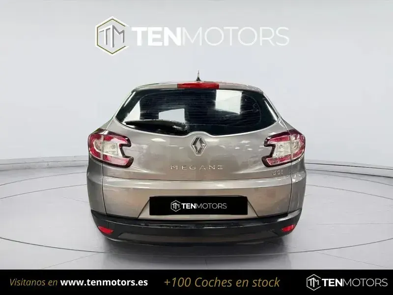 Usado Renault Mégane Business 110 CV (80 kW) 2012 Beige Berlina