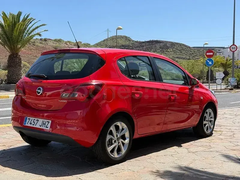 Usado Opel Corsa Color Edition 100 CV (73 kW) 2015 Rojo Utilitario