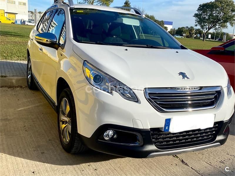 Usado Peugeot 2008 Style 100 CV (73 kW) 2016 Blanco SUV