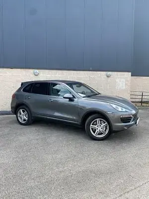 Usado Porsche Cayenne 383 CV (281 kW) 2010 Gris SUV