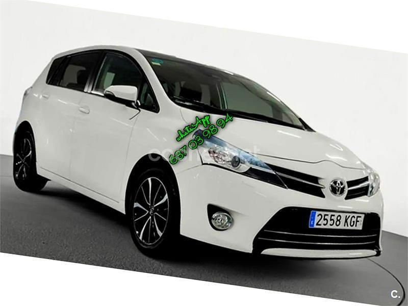 Blanco Usado 2017 Toyota Verso Advance Monovolumen | 8710 € - Imagen 1/4