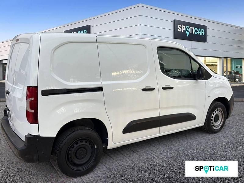Usado Peugeot Partner 98 CV (72 kW) 2022 Blanco Monovolumen