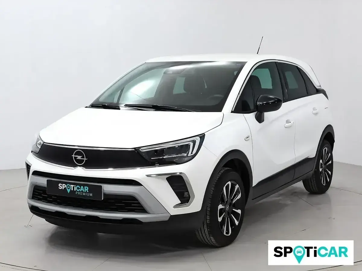 Usado Opel Crossland Elegance 110 CV (80 kW) 2024 Blanco SUV