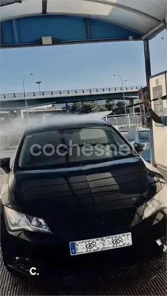 Usado Seat Leon Style 110 CV (80 kW) 2015 Negro Berlina