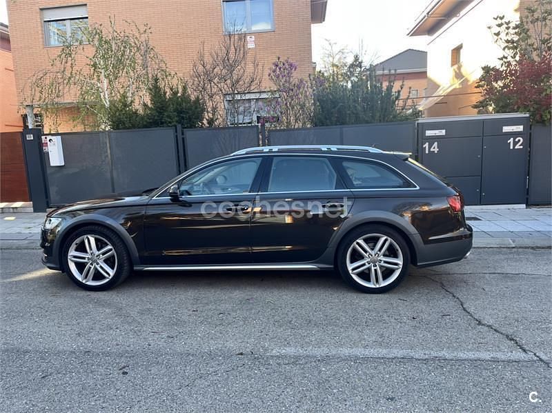 Usado Audi A6 Allroad Premium 218 CV (160 kW) 2017 Marrón Familiar