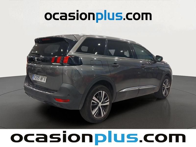 Usado Peugeot 5008 Allure 130 CV (95 kW) 2023 Gris plata SUV