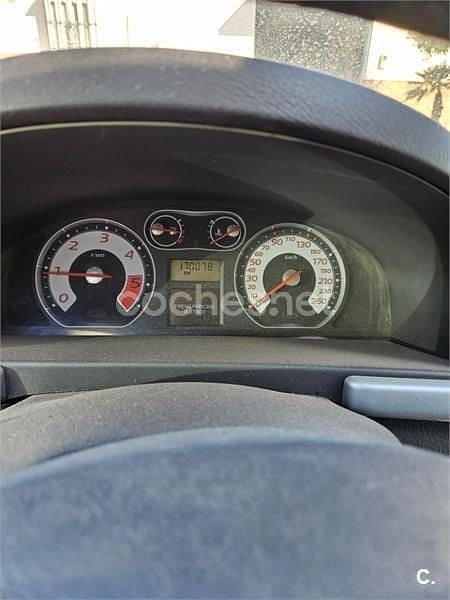 Usado Renault Laguna III Dynamique 150 CV (110 kW) 2007 Negro Berlina