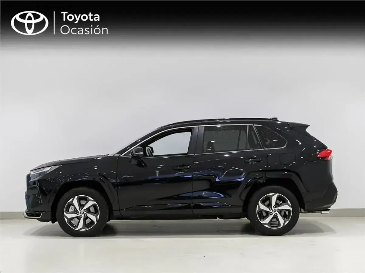 Käytetty Toyota RAV4 Hybrid Advance 306 HP (225 kW) 2025 Musta Katumaasturi