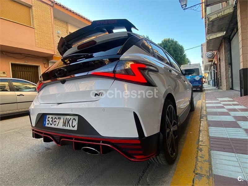 Brugt Hyundai i20 204 HK (150 kW) 2023 Hvid Hatchback