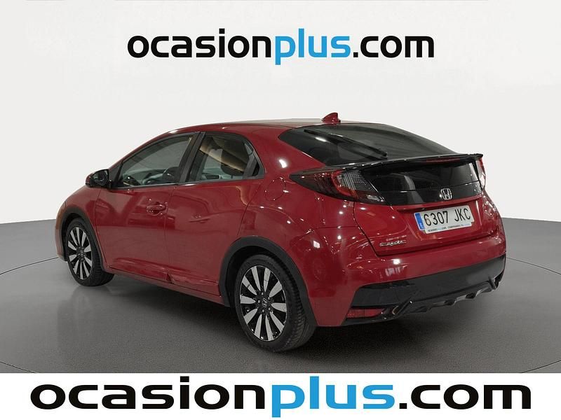 Usado Honda Civic Elegance 120 CV (88 kW) 2015 Rojo Utilitario